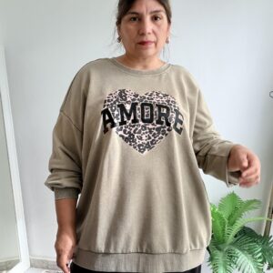 Sudadera Curvy amore